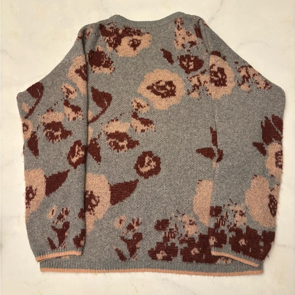 Knox Rose Floral Sweater - Picture 2 of 4